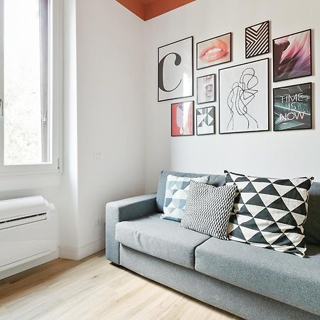 Modern And Cozy Apt In Porta Romana ミラノ エクステリア 写真