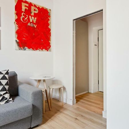 Modern And Cozy Apt In Porta Romana ミラノ エクステリア 写真
