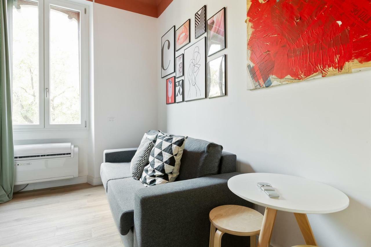 Modern And Cozy Apt In Porta Romana ミラノ エクステリア 写真
