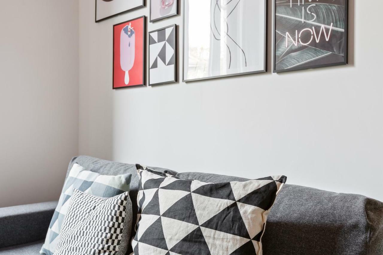 Modern And Cozy Apt In Porta Romana ミラノ エクステリア 写真